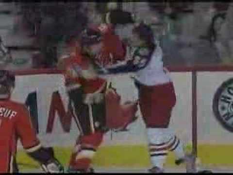 O. Tollefsen (CBJ) vs. J. Iginla (CGY)