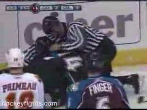 D. Phaneuf (CGY) vs. I. Laperriere (COL)