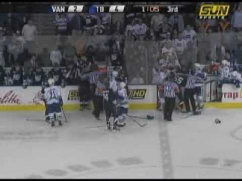 M. Ohlund (VAN) vs. S. O'Brien (TBL)