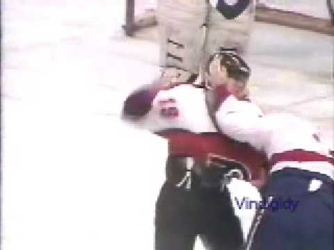 S. Mellanby (PHI) vs. S. Leach (WSH)