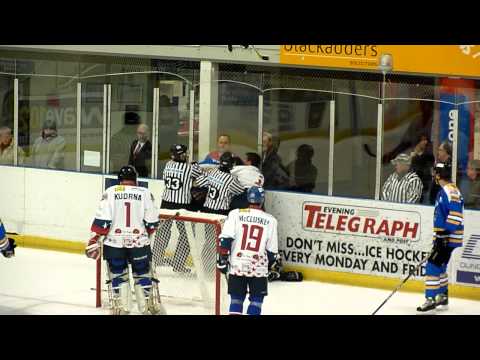 J. Sladok (HUL) vs. M. Suderman (DUN)