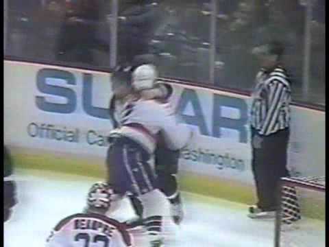 J. Johnson (MNS) vs. D. Hunter (WSH)