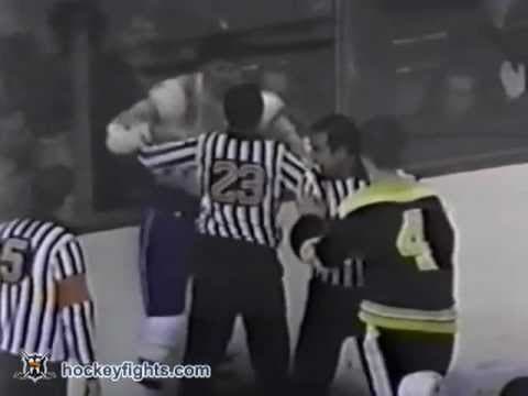 B. Orr (BOS) vs. P. Mahovlich (MTL)