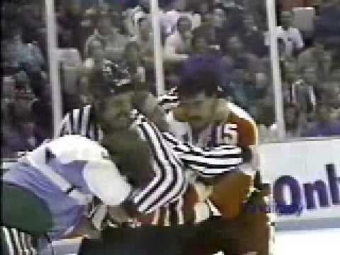 C. Loiselle (NJD) vs. P. MacLean (DET)