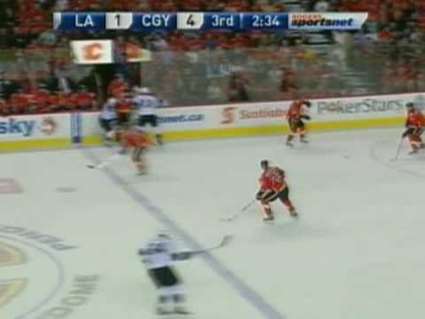 B. Boyle (LAK) vs. M. Pelech (CGY)