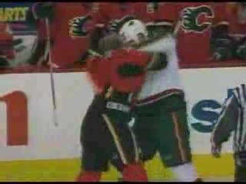 C. Simon (MIN) vs. J. Vandermeer (CGY)