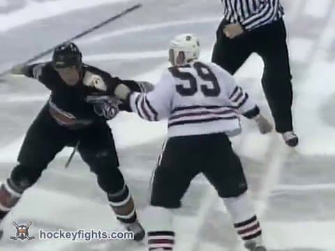 T. Moen (CHI) vs. R. Berry (WSH)