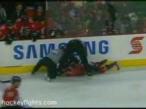 J. Mayers (STL) vs. R. Warrener (CGY)