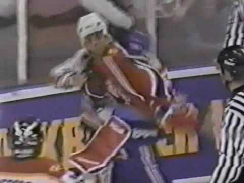 L. Odelein (MTL) vs. B. Severyn (FLA)