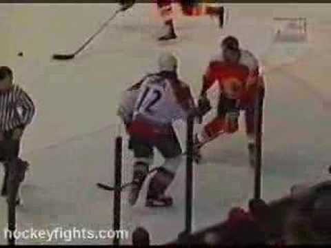 S. McCarthy (CGY) vs. C. Simon (COL)