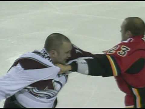 I. Laperriere (COL) vs. E. Nystrom (CGY)