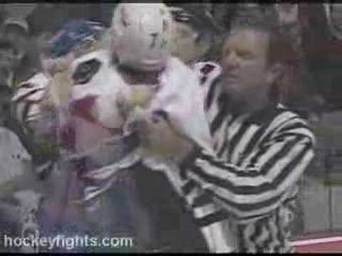 C. Chelios (CHI) vs. M. Recchi (MTL)