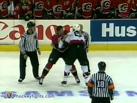 C. Neil (OTT) vs. K. Oliwa (CGY)