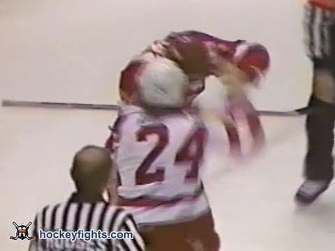 J. Peplinski (CGY) vs. B. Probert (DET)