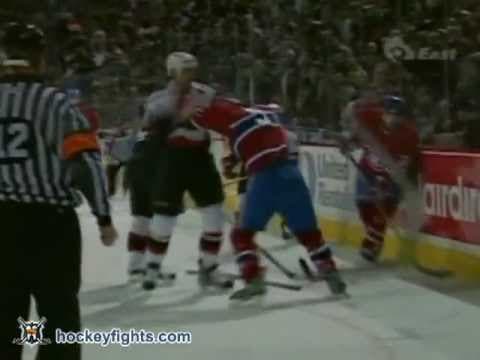 B. Norton (OTT) vs. G. Murray (MTL)