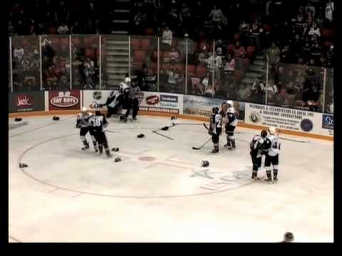 G. Black (SCB) vs. B. Williams (TRI)