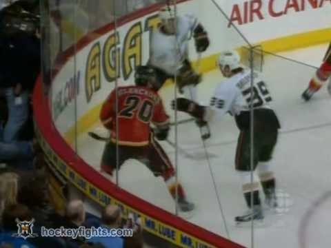 M. Beleskey (ANA) vs. C. Glencross (CGY)